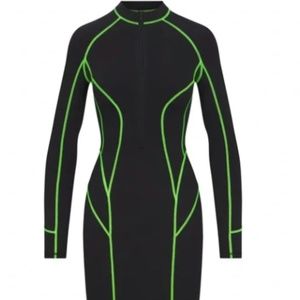 SKIMS MOTO CONTOUR MOCK NECK DRESS (S)